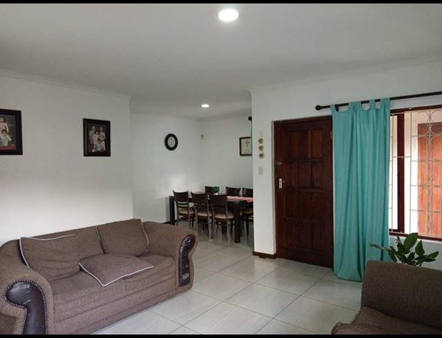 4 BEDROOM HOUSE FOR SALE IN DAWNCREST